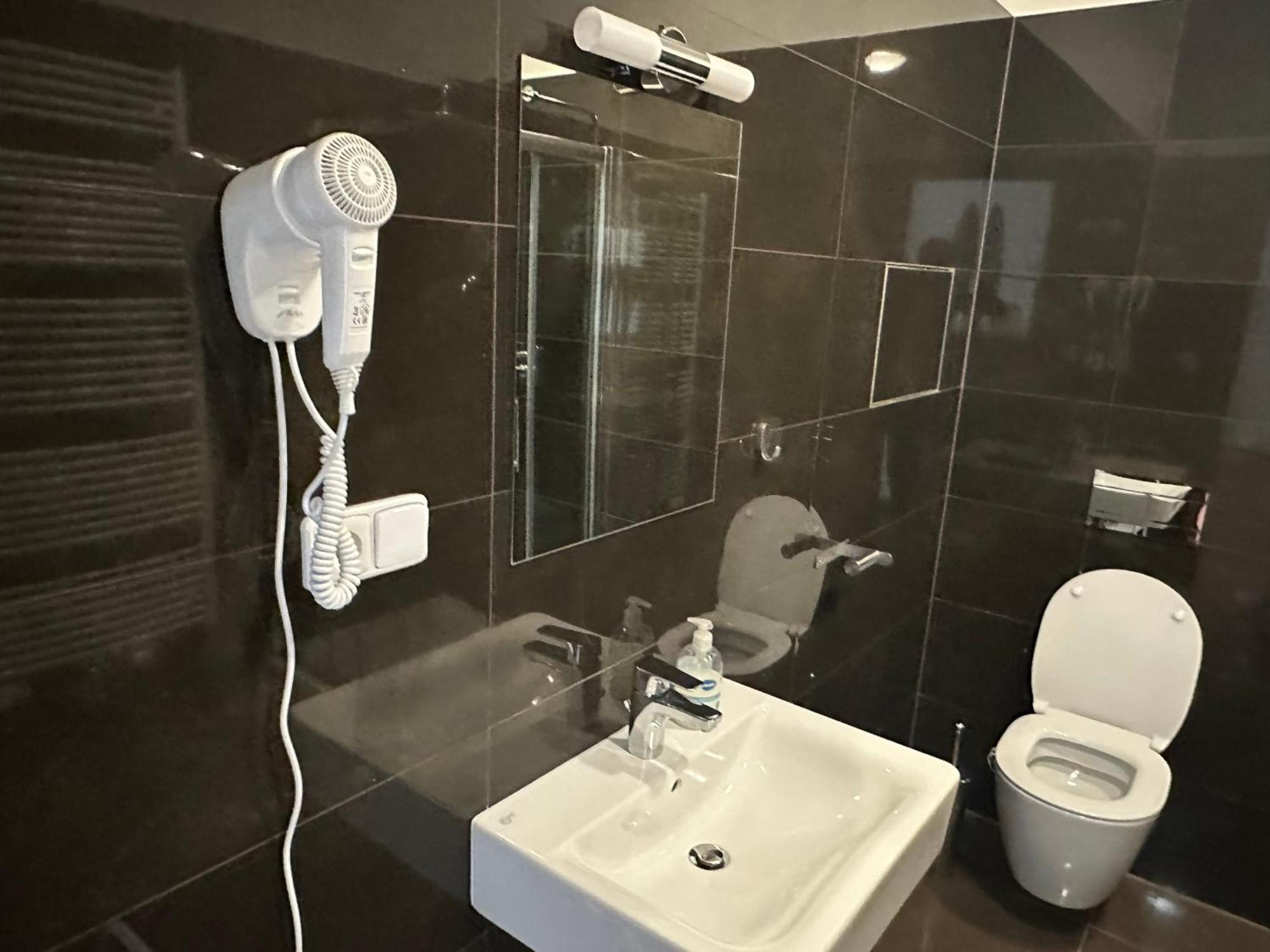 Spa Moser Apartments كارلوفي فاري المظهر الخارجي الصورة